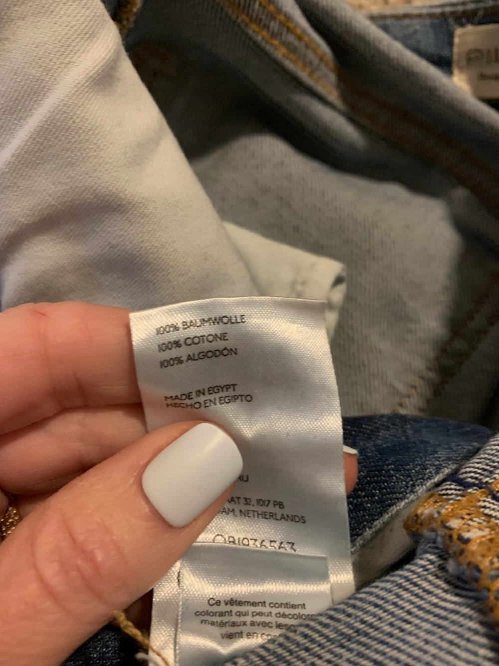 Pilcro Mid-Rise Flare Jeans - Picture 5 of 8